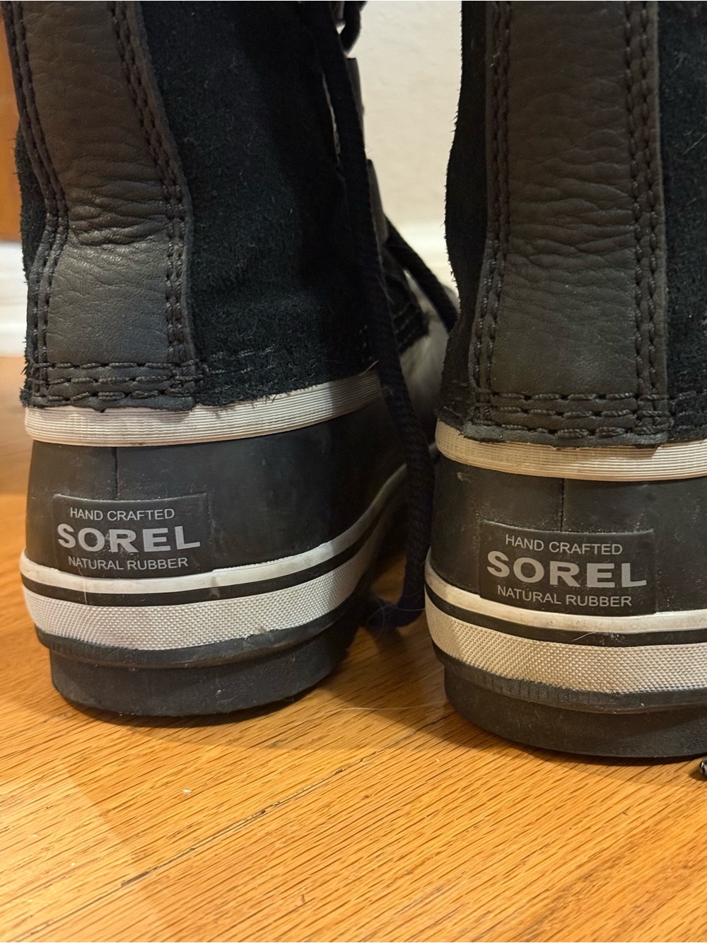 Sorel Women’s Joan of Arctic Black Faux-Fur Winter Lace-Up Boots Waterproof 7 - Picture 5 of 7